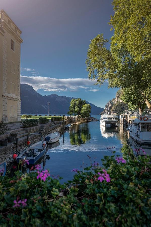 Le Calle Holiday Apartments Torbole Sul Garda Kültér fotó